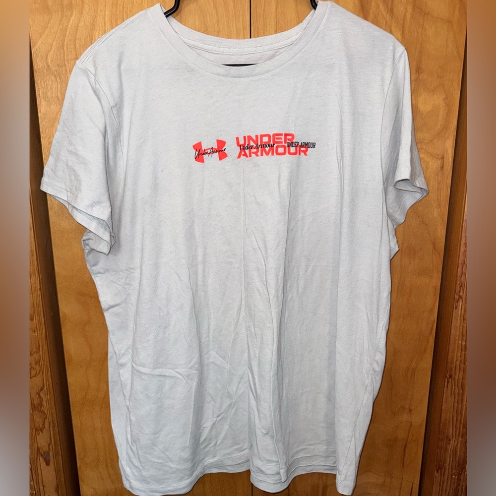 Under Armour Light Gray T-Shirt with Logo